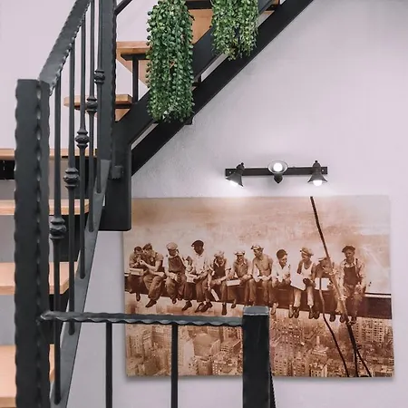 Calidez Urbana En El Centro By